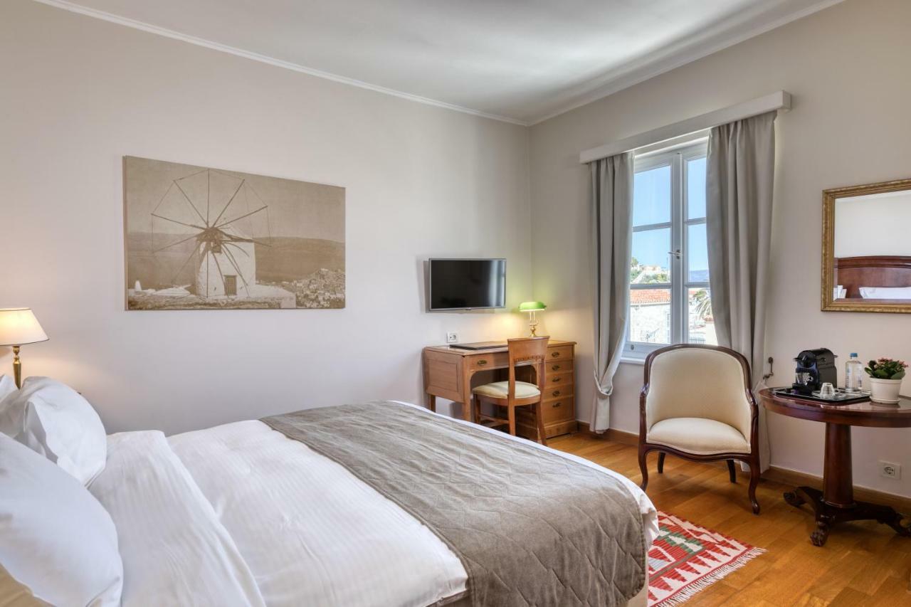 Hotel Leto Hydra エクステリア 写真